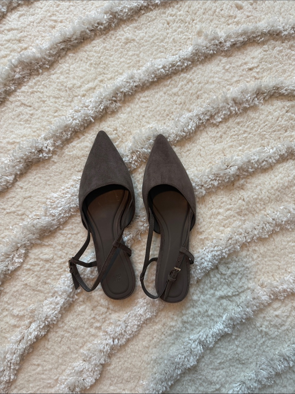 H&M Women's Pointed Slingback Flats in Dark Brown
